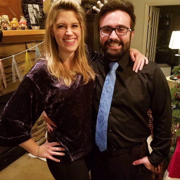 Meet your Posher, Melissa - Picture 1 of 2